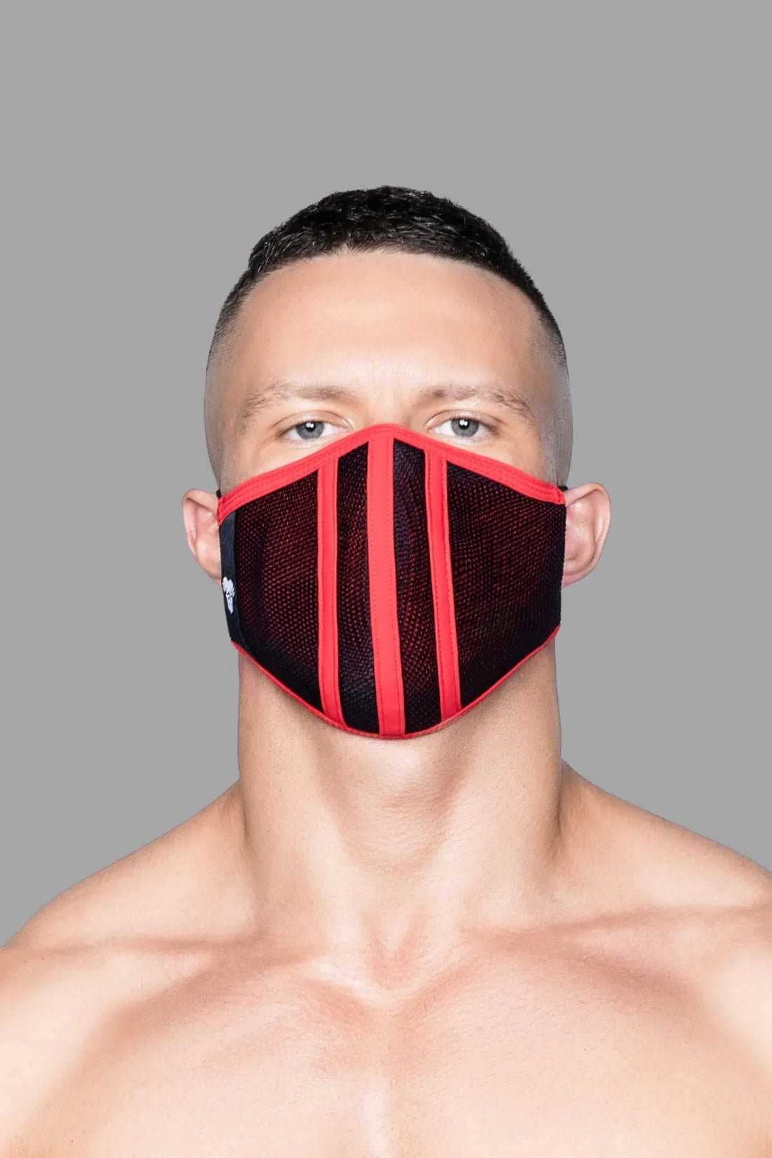 Maskulo Life 3D Mask in black and red, a comfortable polyester/cotton blend fashion face mask accessory with adjustable straps for a secure fit.