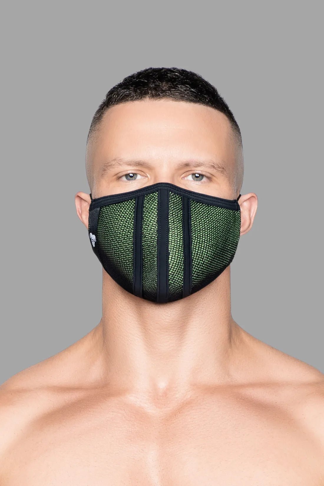 Maskulo Life 3D Mask in Black/Green, polyester/cotton blend. Comfortable, reusable fashion face mask for adults with adjustable straps.