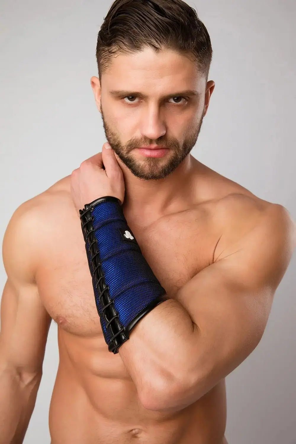 Armored. Color - Under. Forearm Guard Wallet (1 pc). Blue Royal - Maskulo - MAC136-Y1 - Maskulo EU Global Online Store