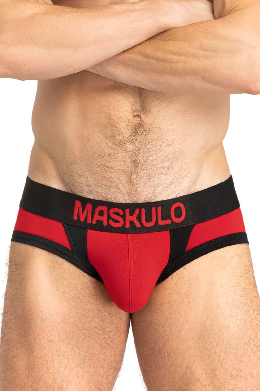 Maskulo CAPTAIN-A Everyday Briefs: Red &amp; Black 100% cotton underwear with O-Inside-POUCH technology for comfort and style.