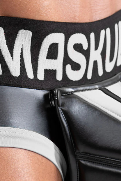 Maskulo briefs with pads in black and white. Comfortable underwear accessory for men in one-size.