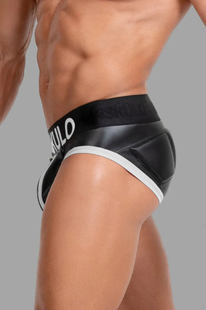 Maskulo MBR131-Y2 briefs with pads in black and white, size M. Comfortable men&