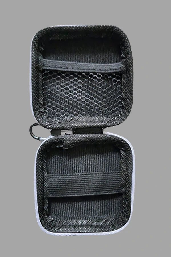 Jax Wanderlust Mini Zip Case with Carabiner Black White, a handy accessory from Maskulo Global EU Store, perfect for on-the-go storage.