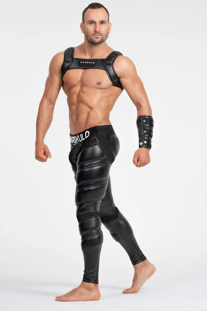 Maskulo Bulldog Harness with 3D logo in black. Men&