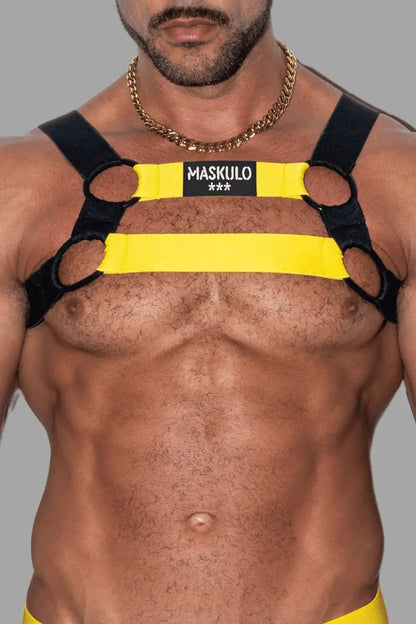 Maskulo Conrad Tropix elastic bulldog harness in yellow and black, made from 100% nylon for a thick, sturdy, and perfect fit. Great for parties.