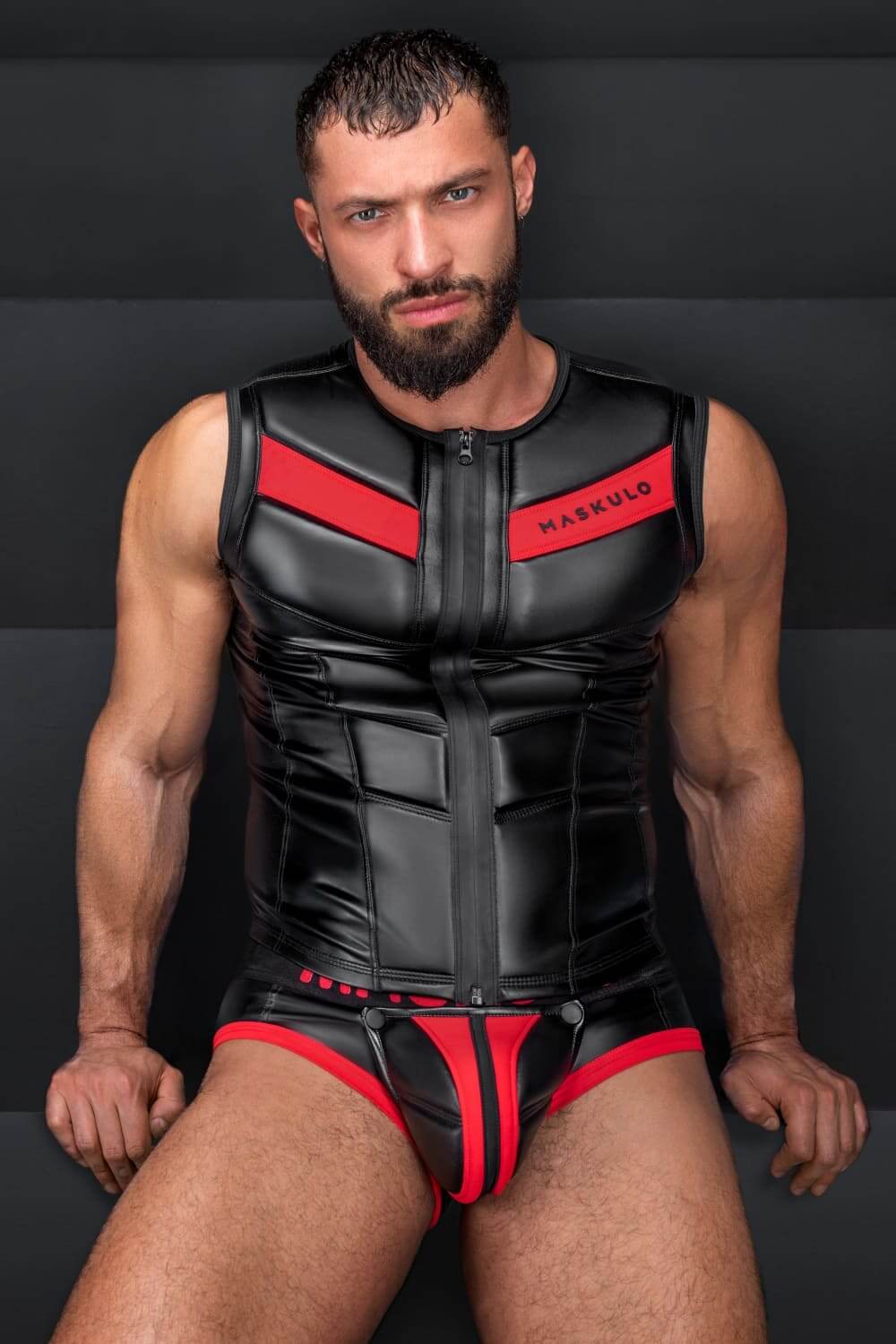 Black and red zippered vest by Maskulo. Men&