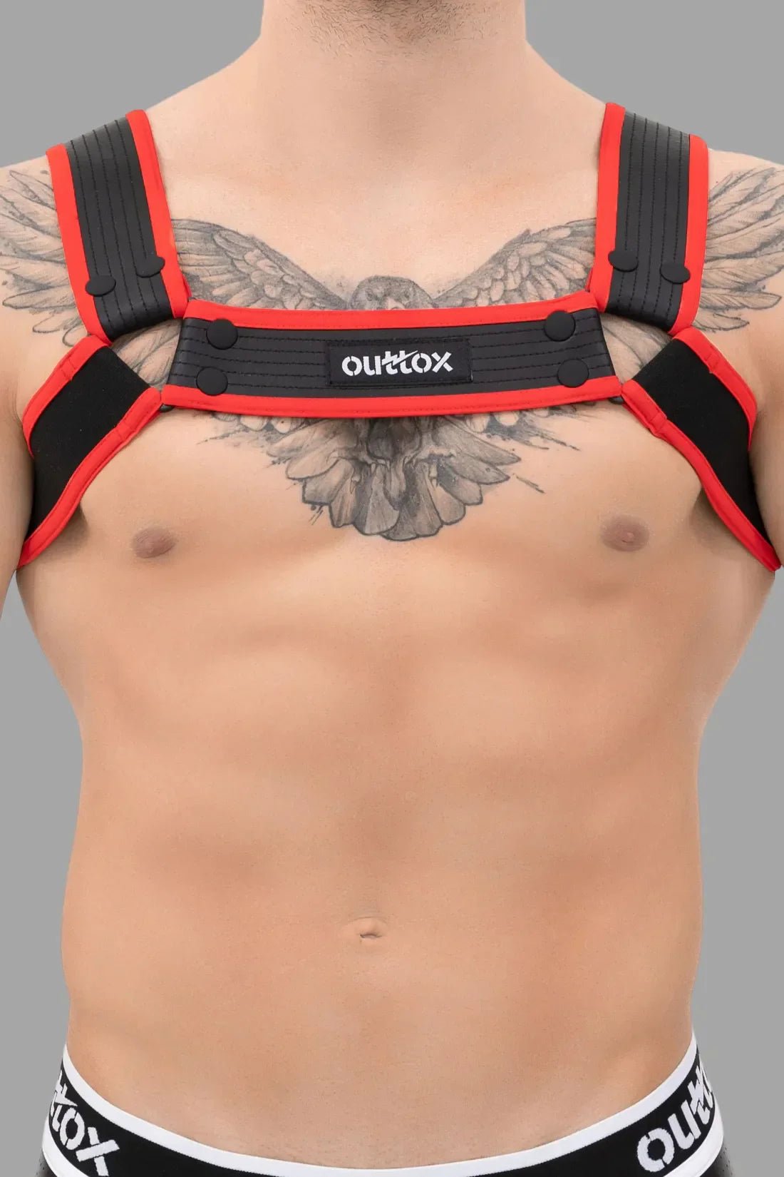 Maskulo Outtox Bulldog Harness with snaps in black and red. Stylish and durable apparel accessory for men from the Maskulo Global (EU) online store.